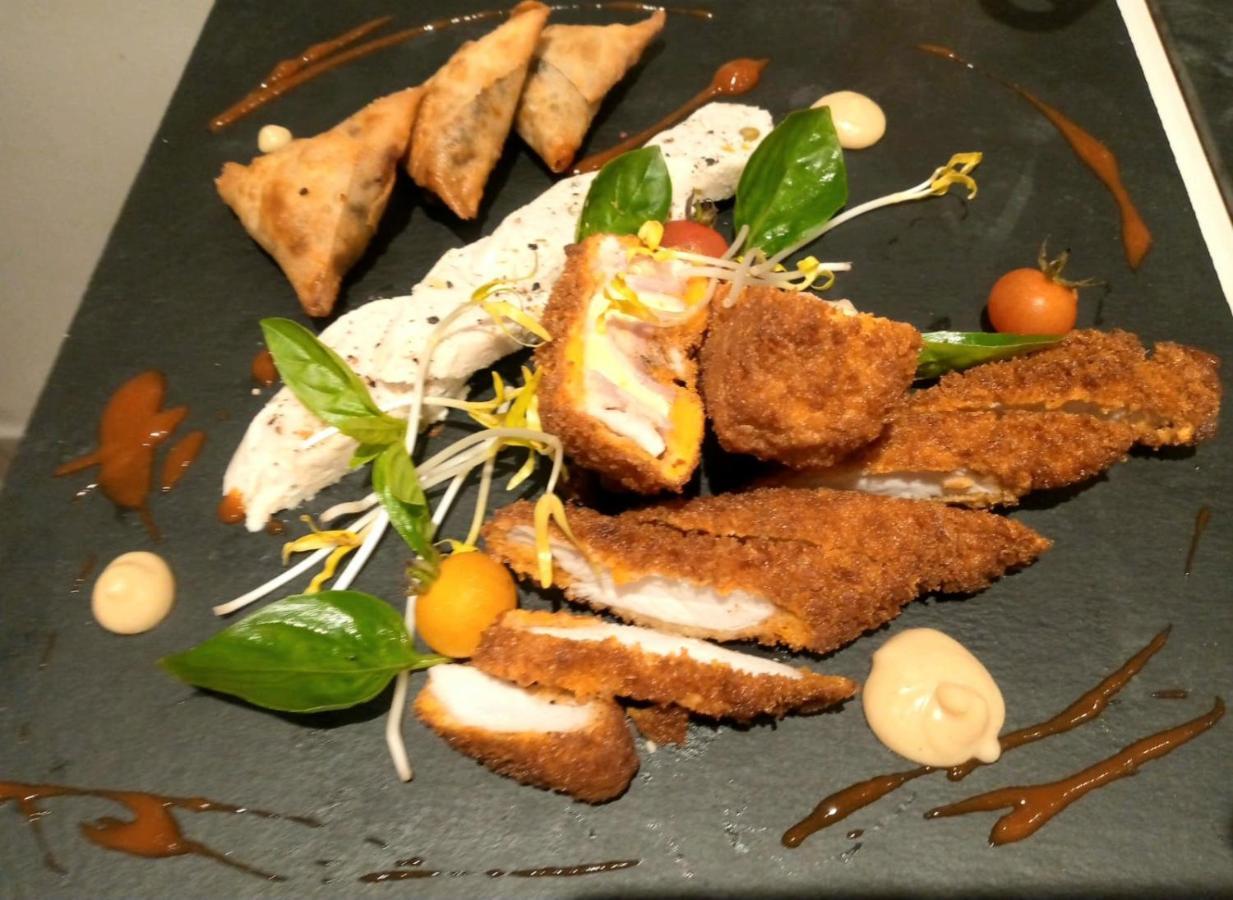 Le Cocooning 974 Hotel Restaurant Reunion อันตานานารีโว ภายนอก รูปภาพ