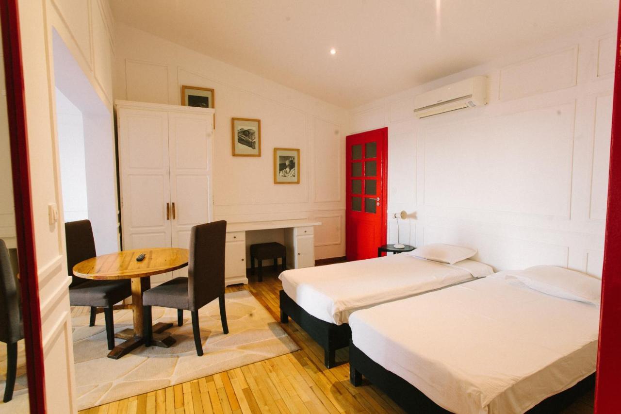 Le Cocooning 974 Hotel Restaurant Reunion อันตานานารีโว ภายนอก รูปภาพ