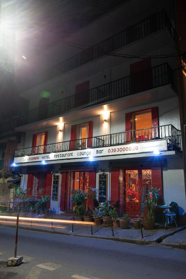 Le Cocooning 974 Hotel Restaurant Reunion อันตานานารีโว ภายนอก รูปภาพ